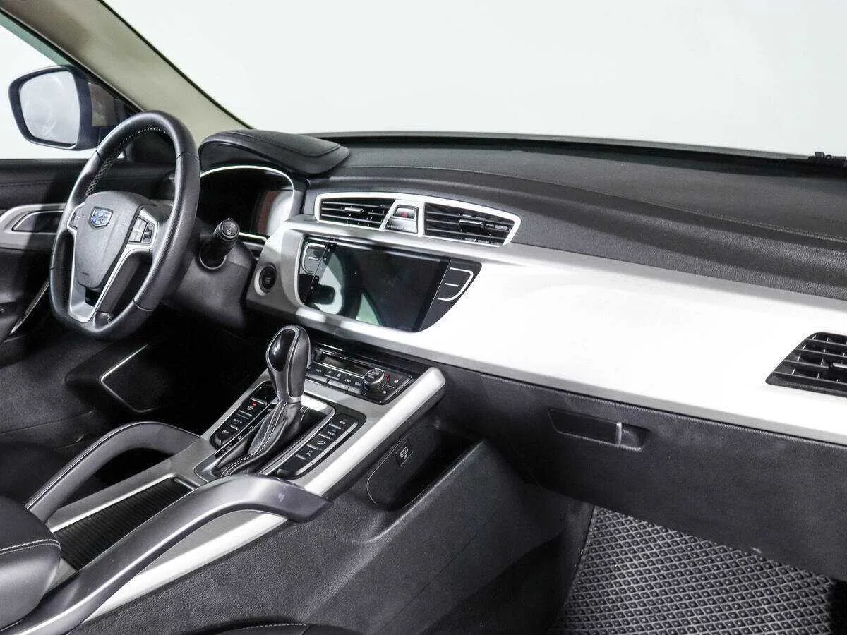 Geely Atlas