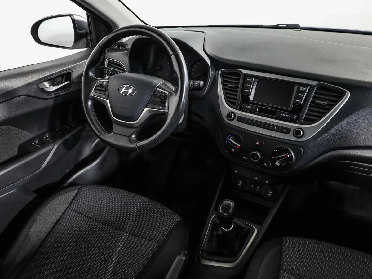 Hyundai Solaris