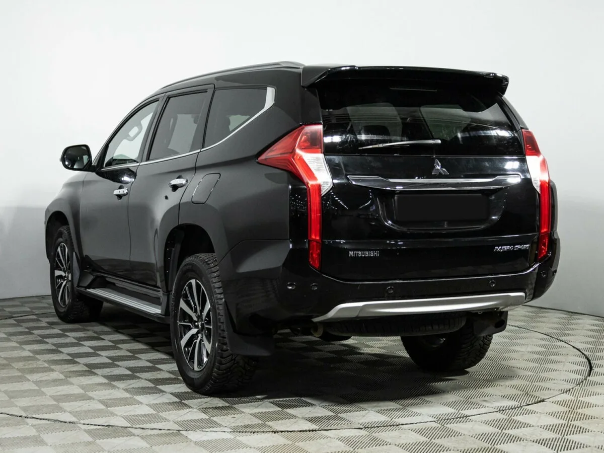 Mitsubishi Pajero Sport