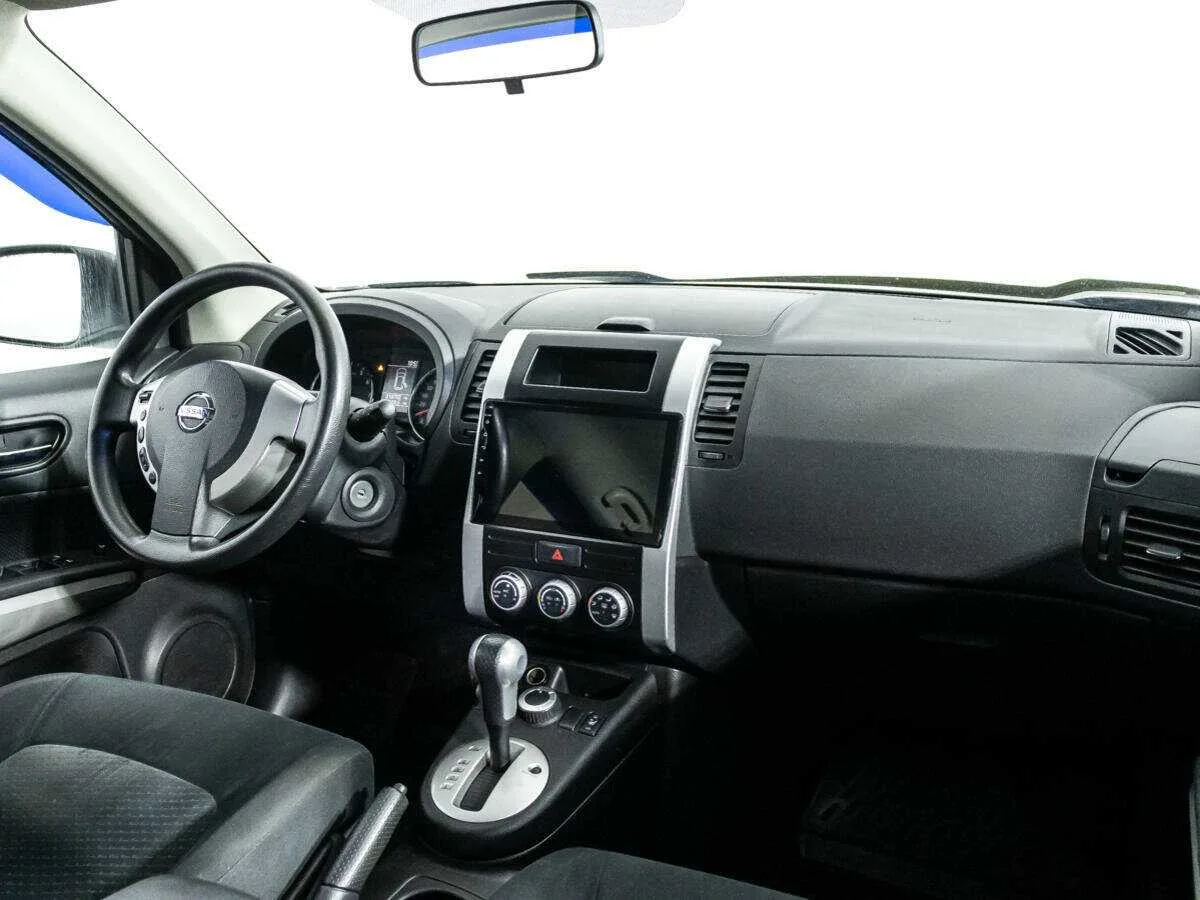 Nissan X Trail