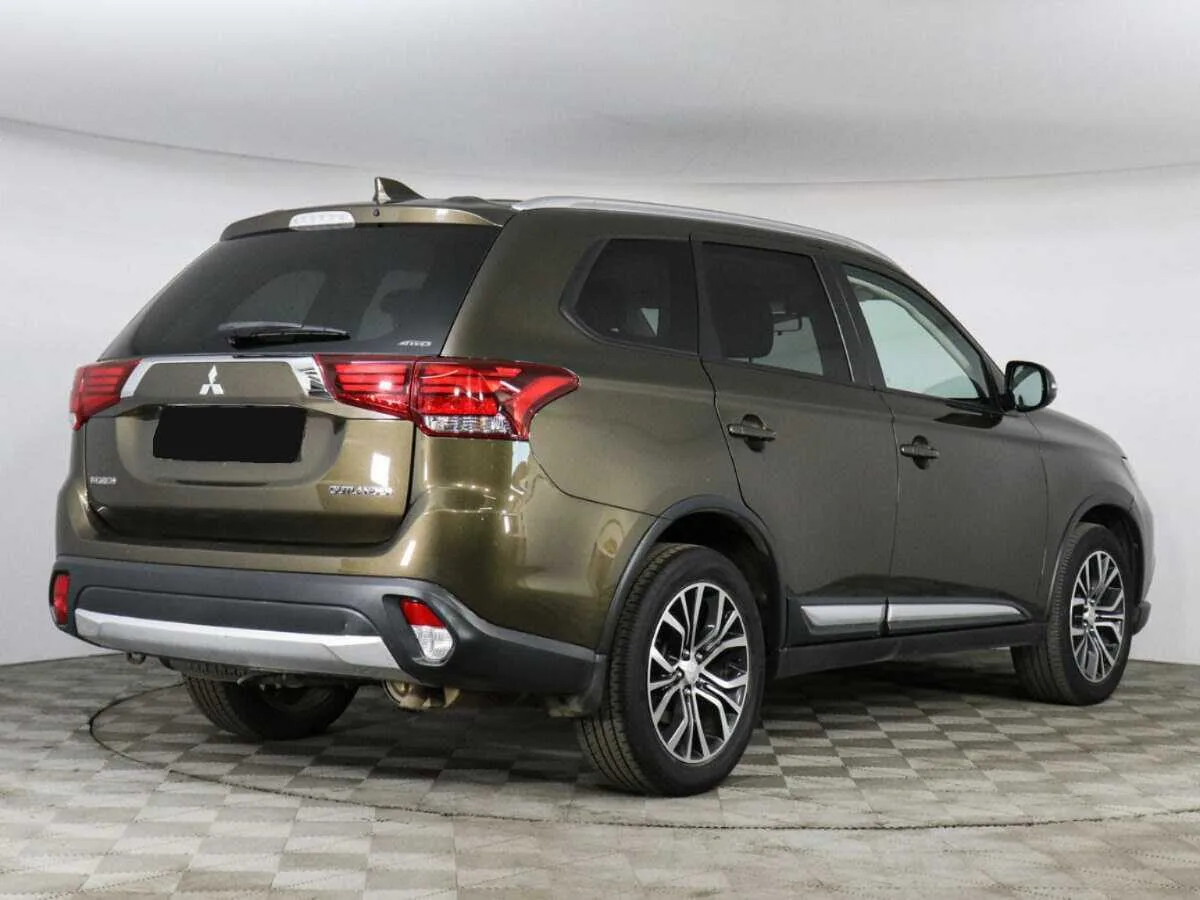 Mitsubishi Outlander
