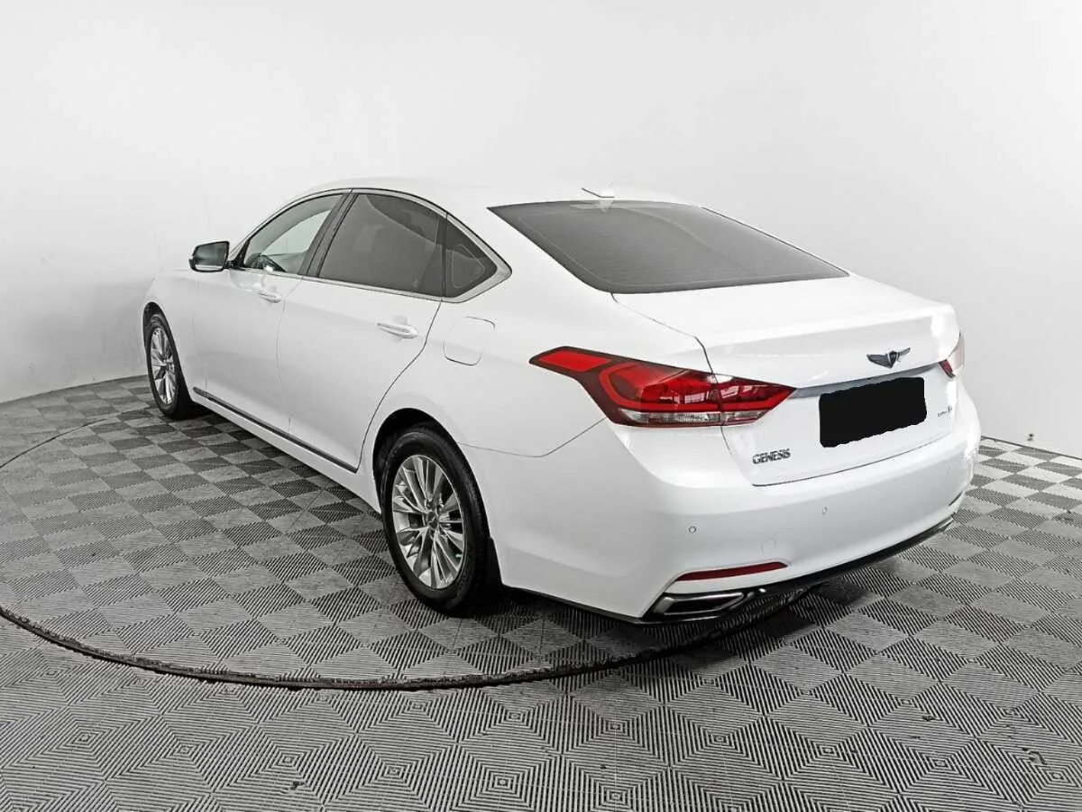 Hyundai Genesis