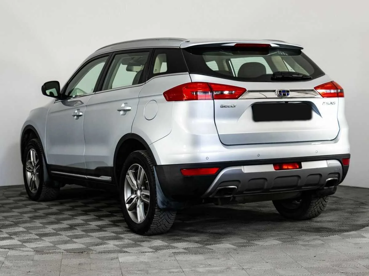 Geely Atlas