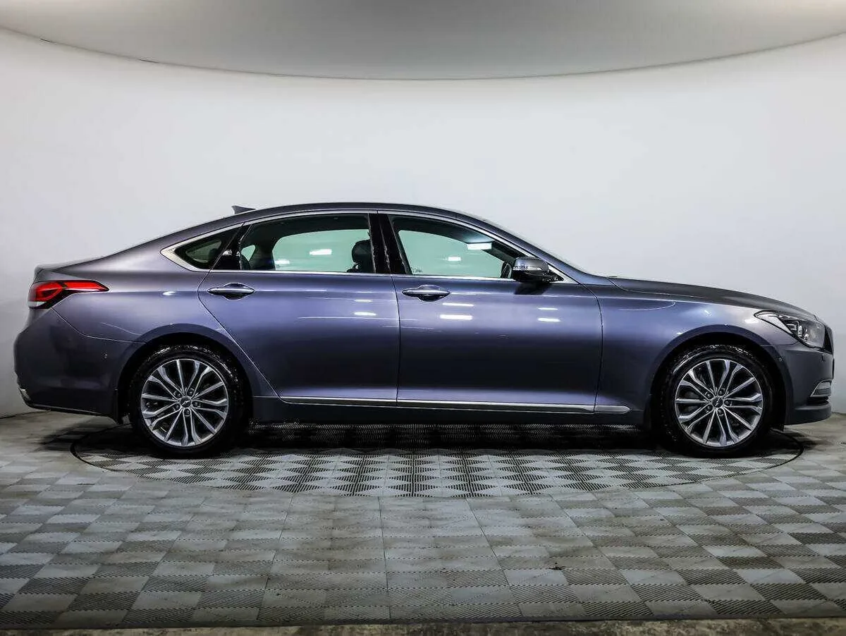 Hyundai Genesis