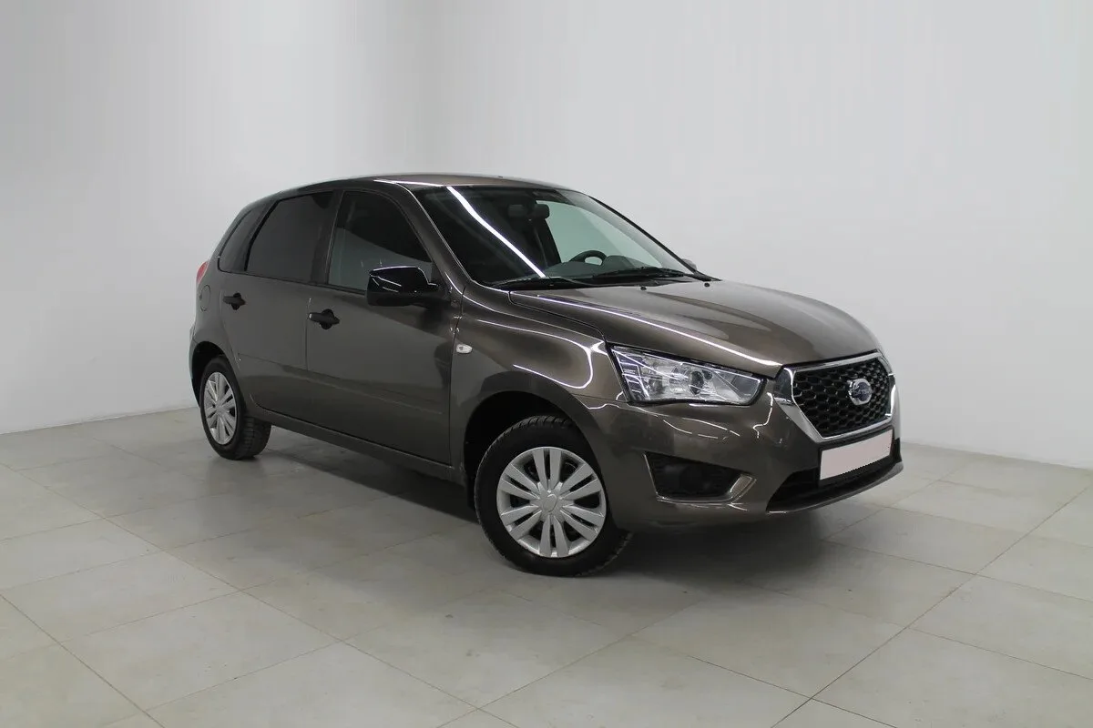 Datsun mi-DO