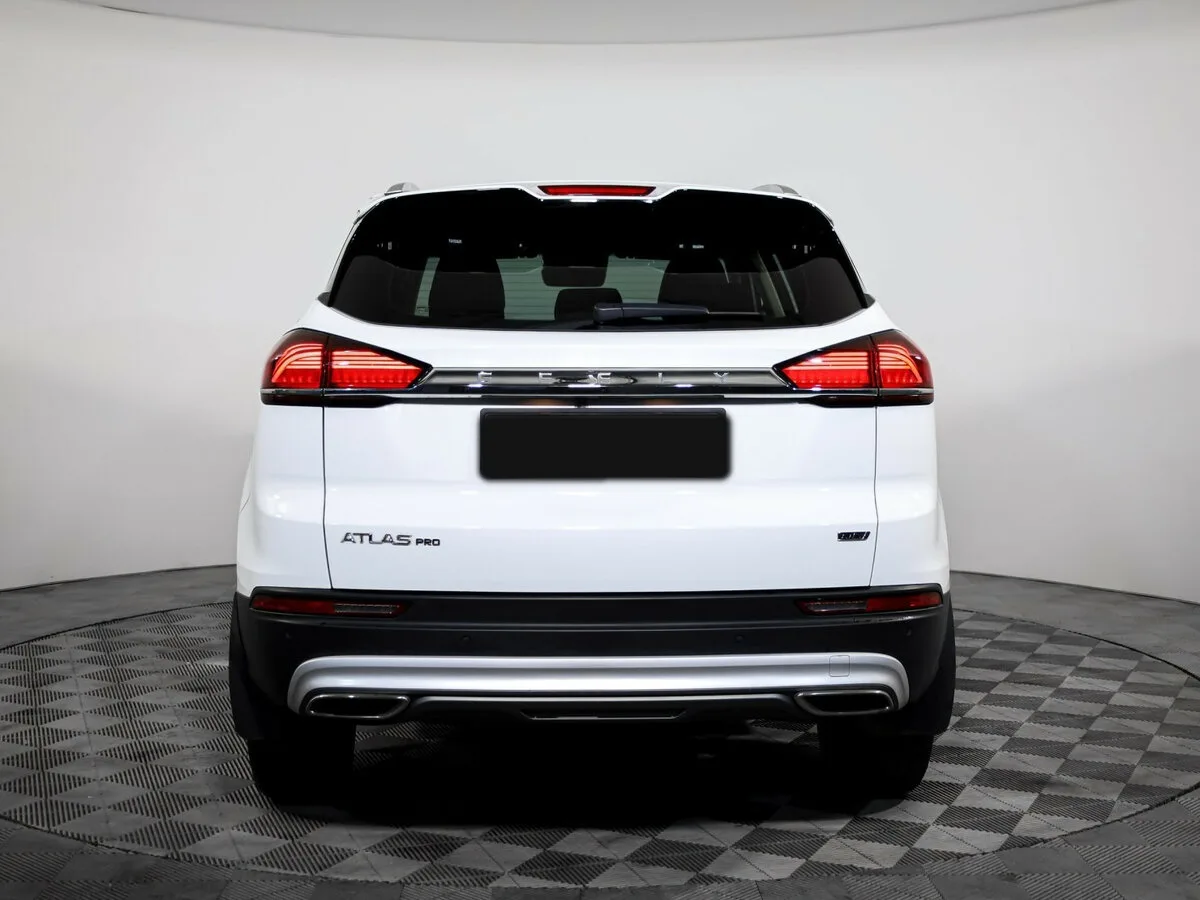 Geely Atlas Pro