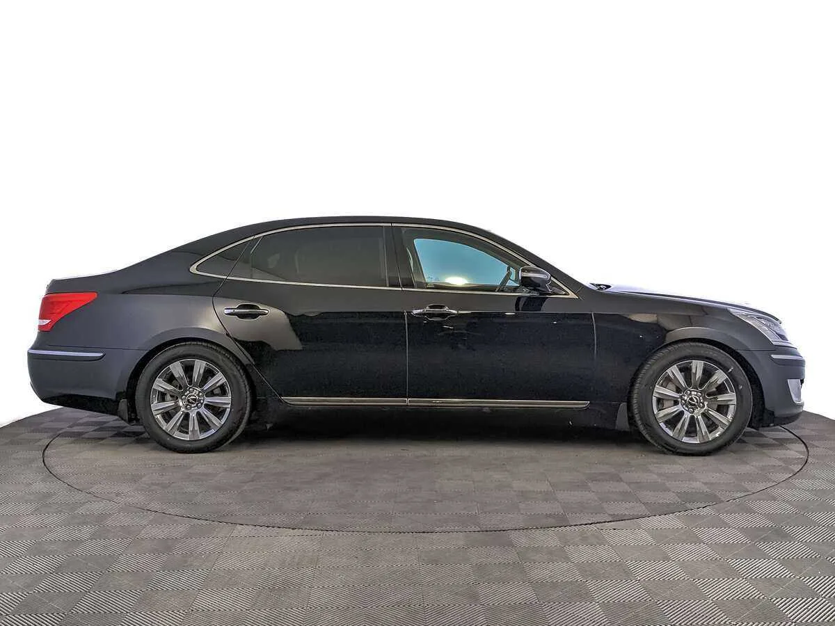 Hyundai Equus