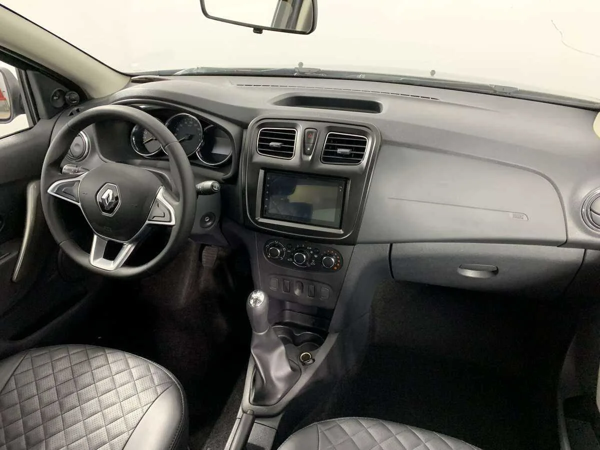 Renault Logan