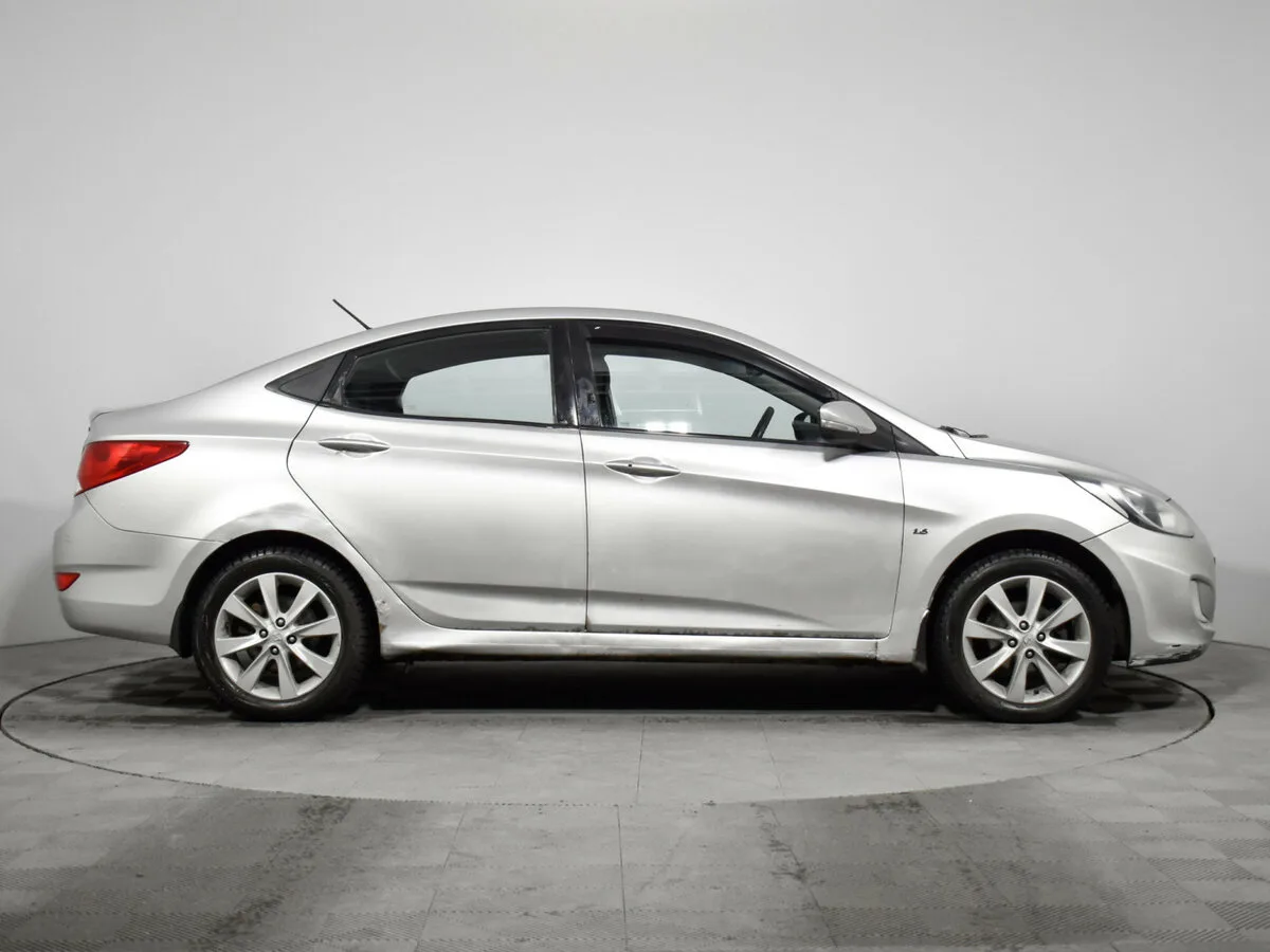 Hyundai Solaris