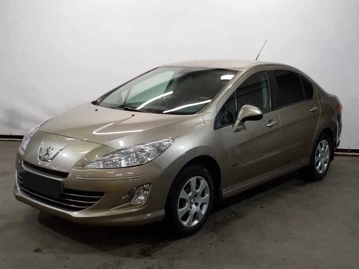 Peugeot 408