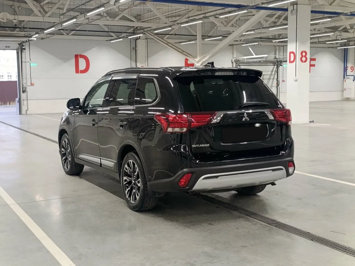 Mitsubishi Outlander