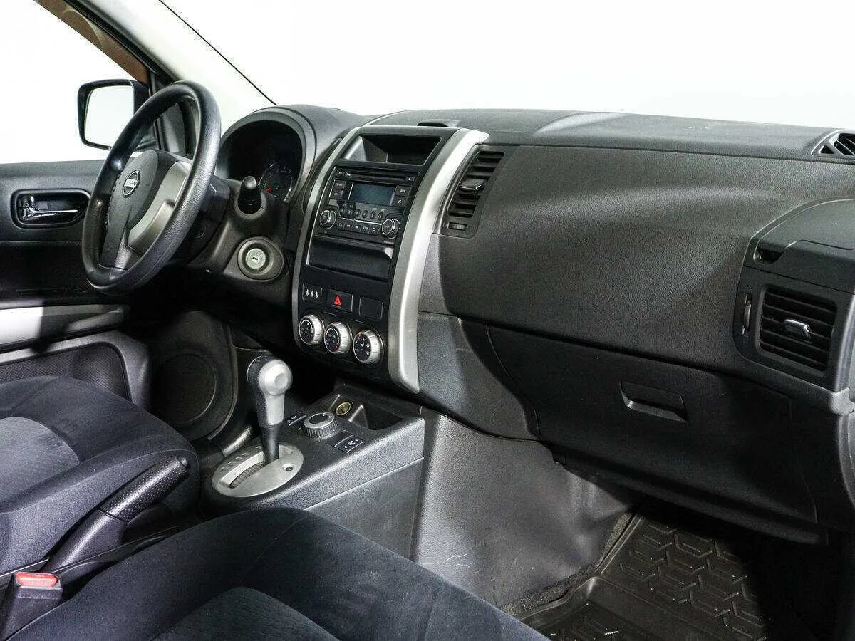 Nissan X Trail