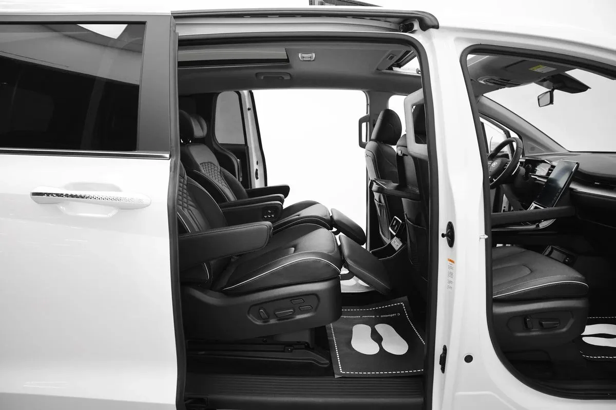 Hyundai Custo
