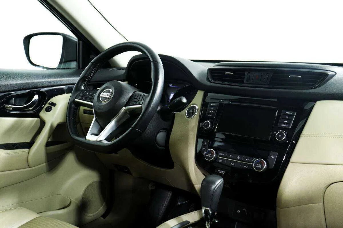 Nissan X Trail