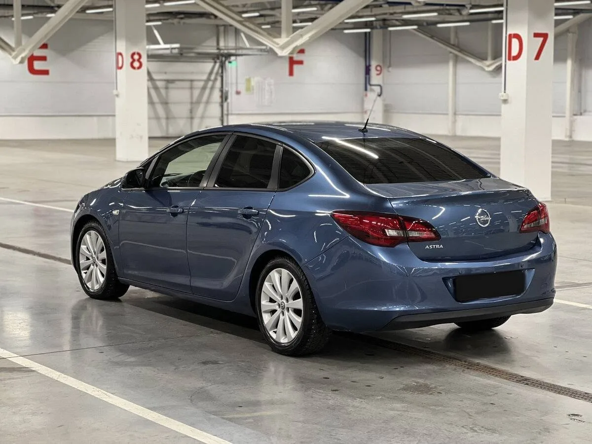 Opel Astra
