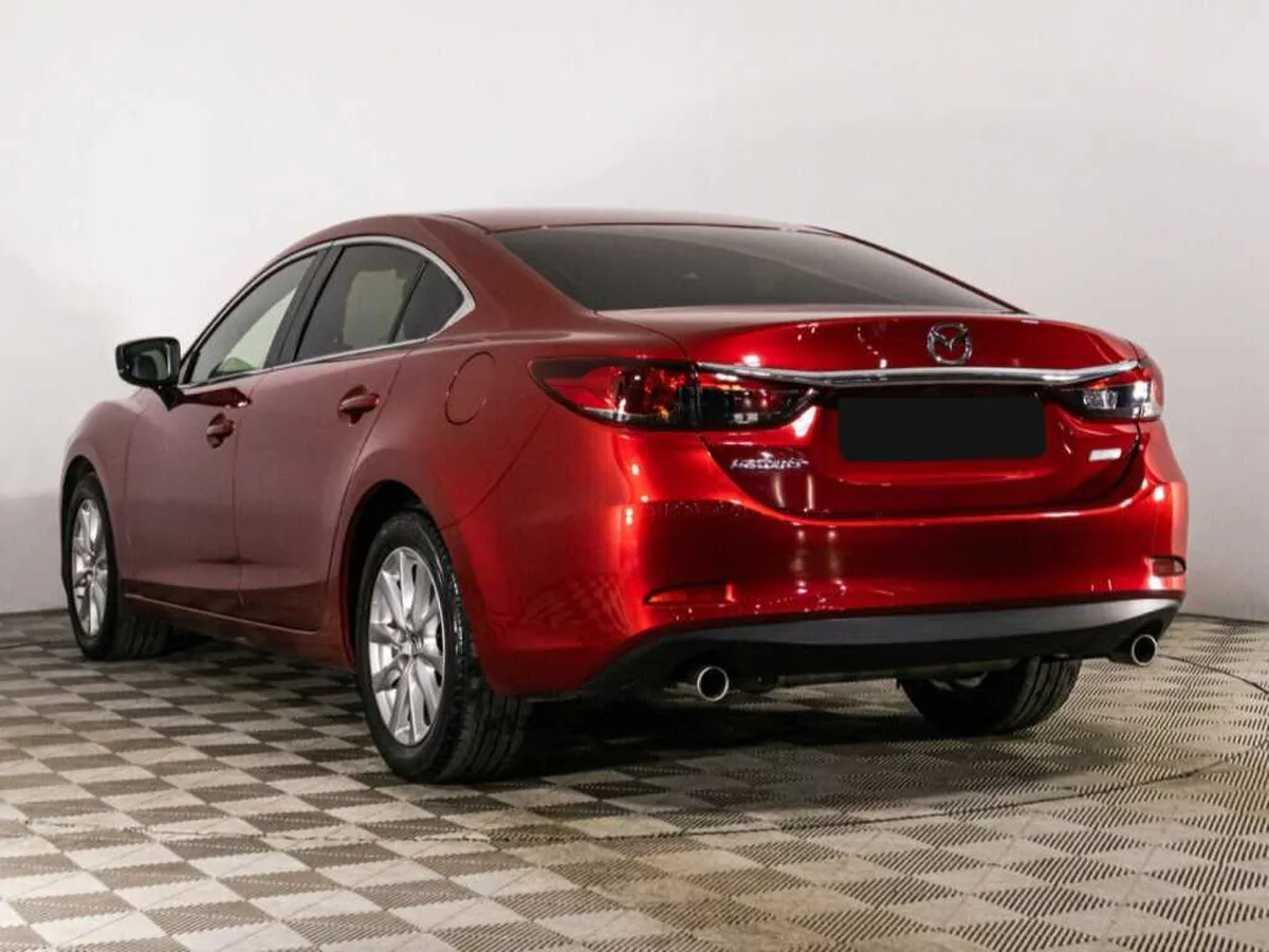 Mazda 6