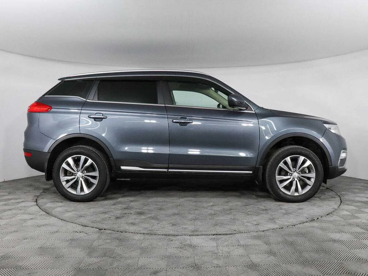 Geely Atlas