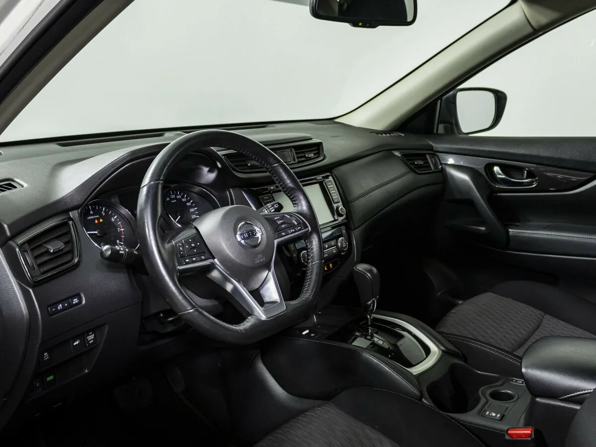 Nissan X Trail