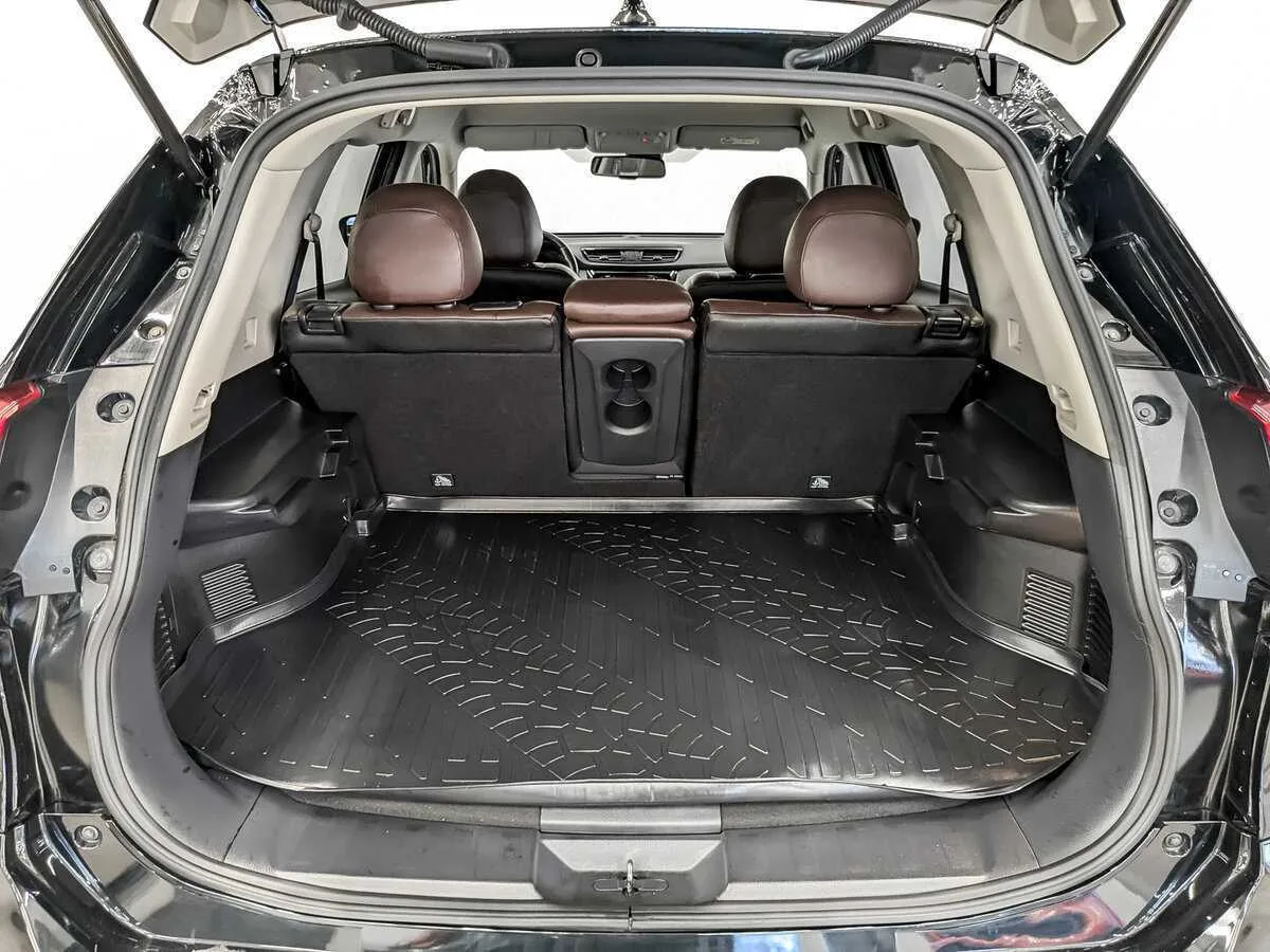 Nissan X Trail