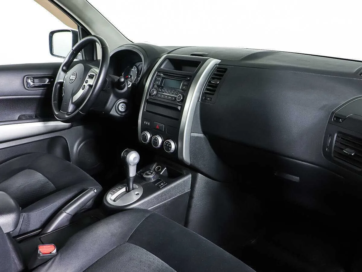 Nissan X Trail