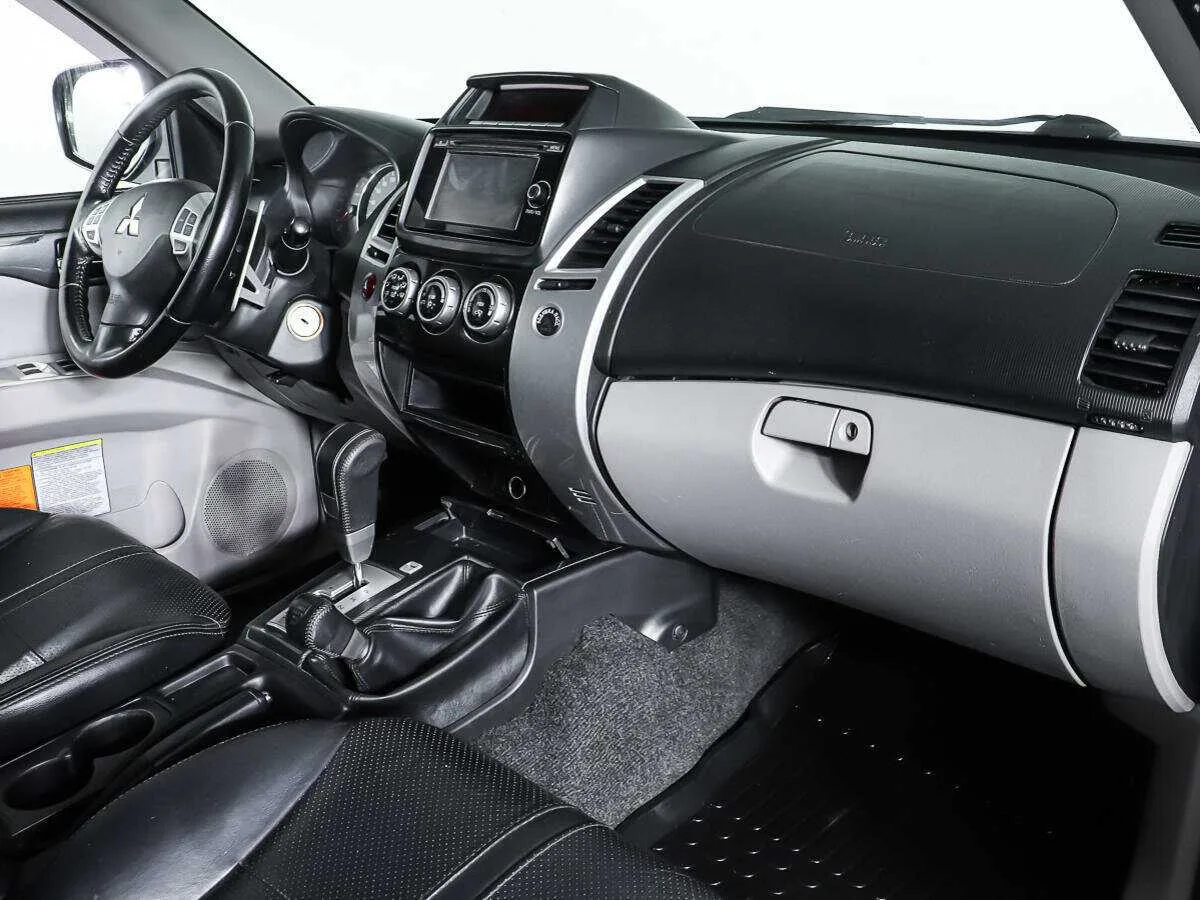 Mitsubishi Pajero Sport