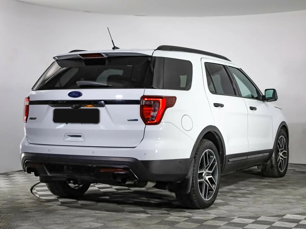 Ford Explorer