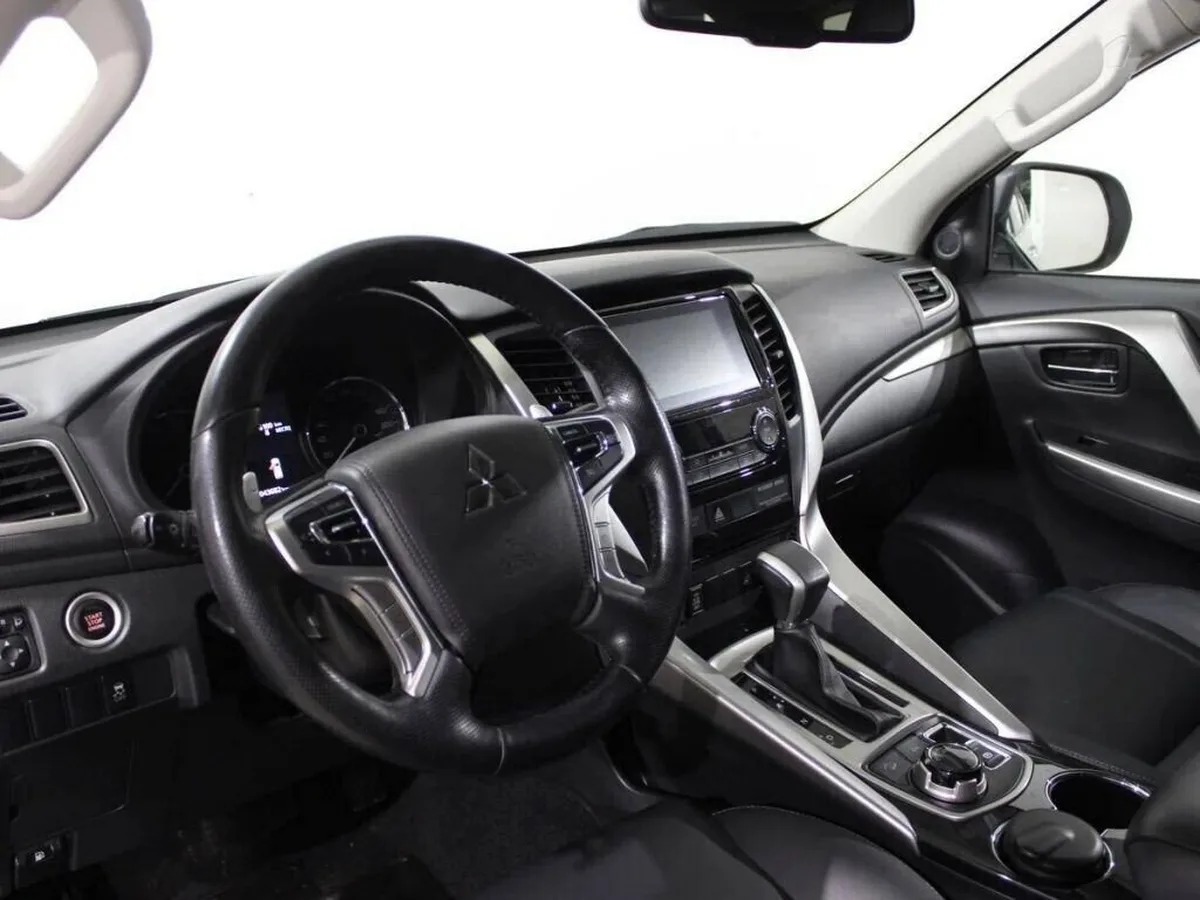 Mitsubishi Pajero Sport