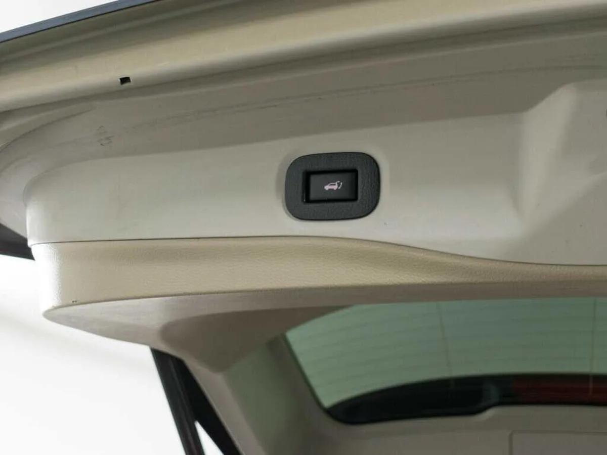 Nissan X Trail