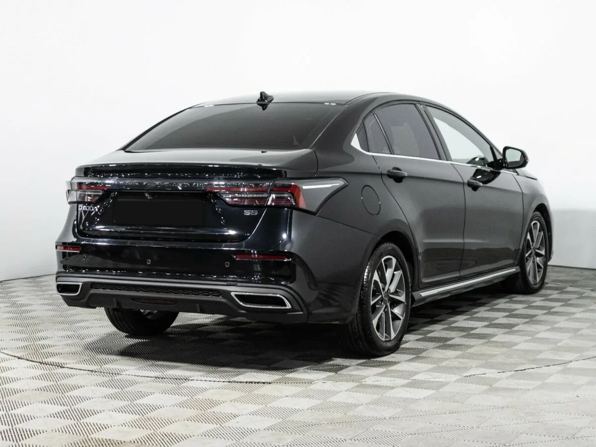 Omoda S5