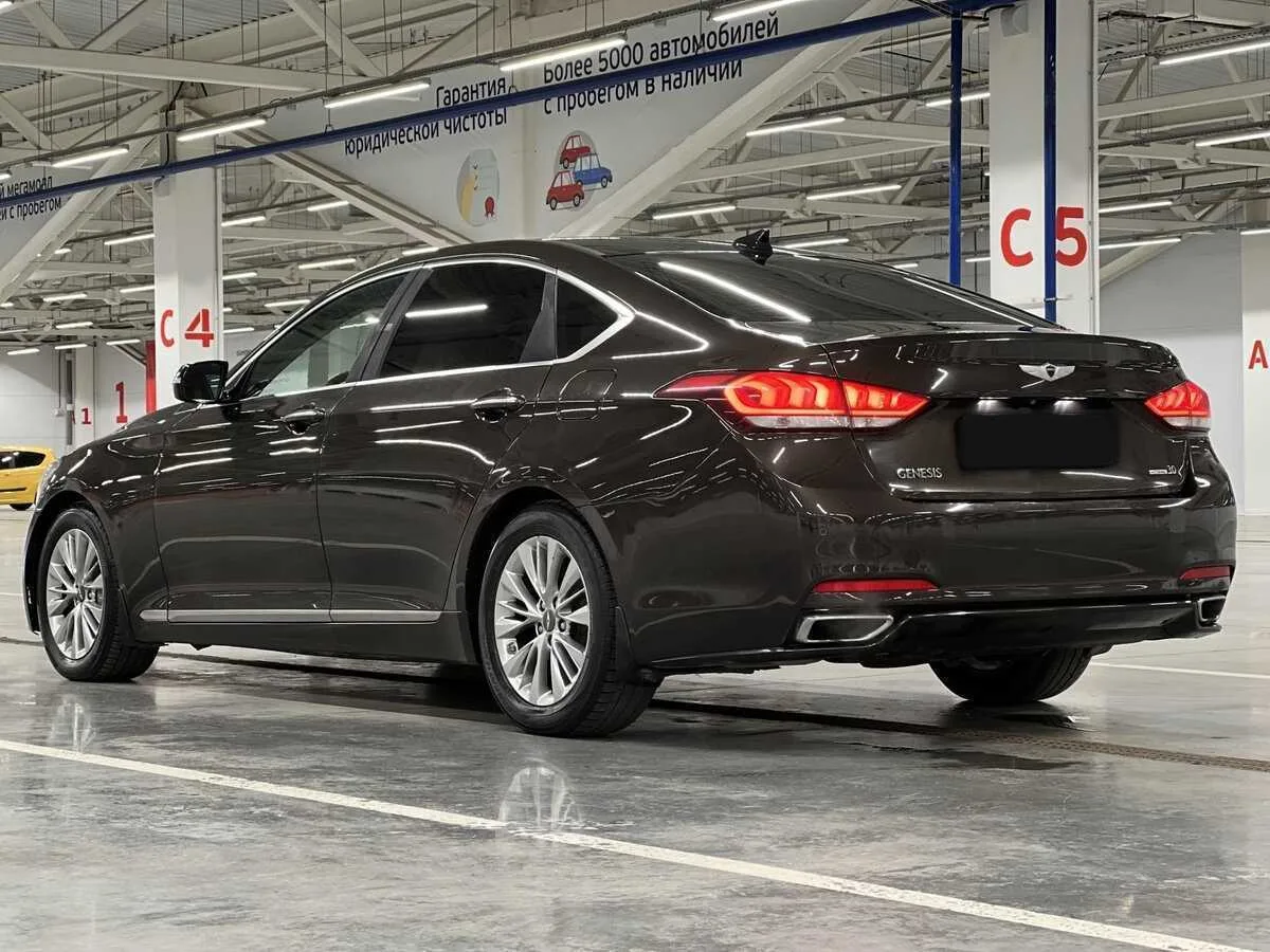 Hyundai Genesis