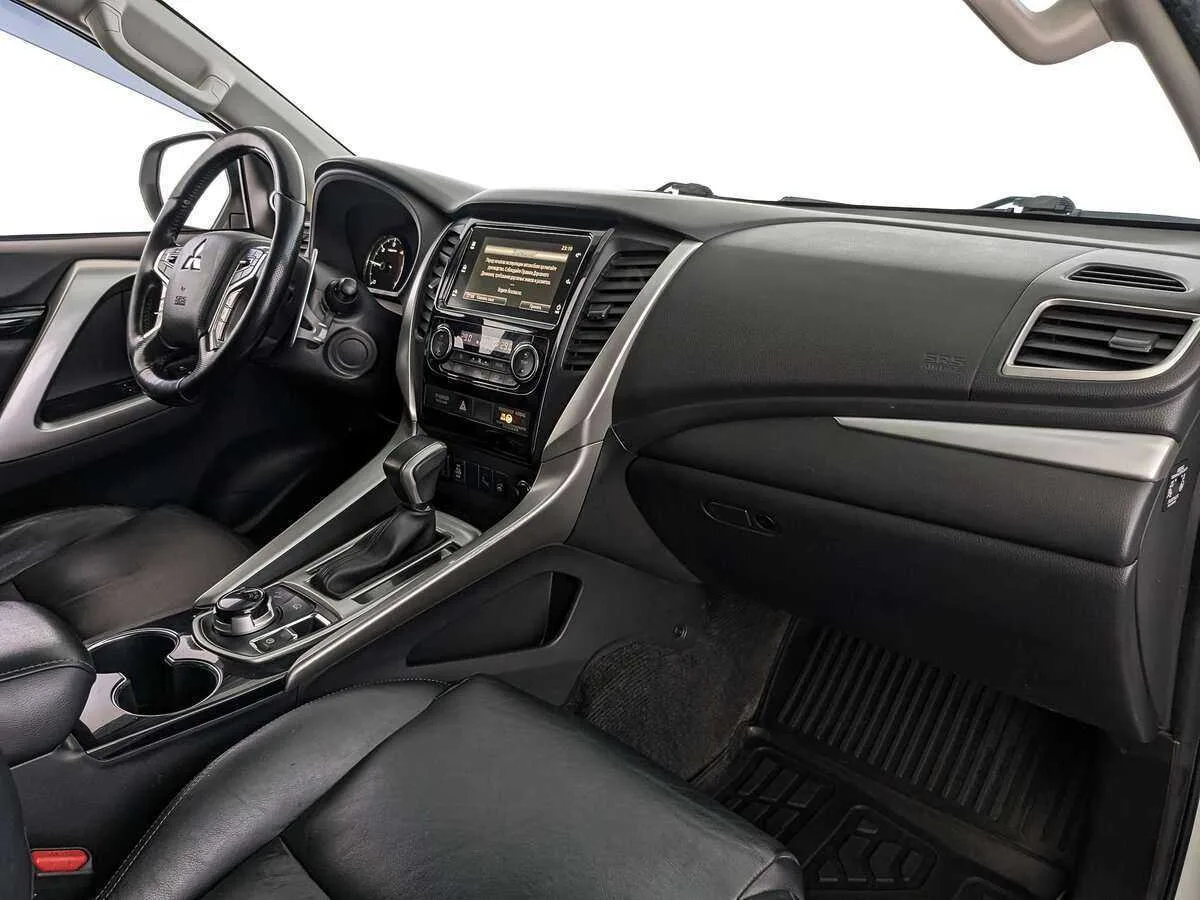 Mitsubishi Pajero Sport