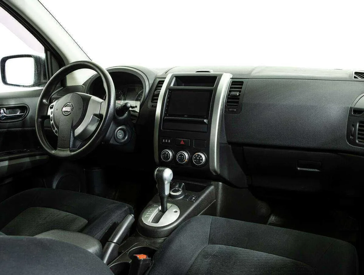 Nissan X Trail