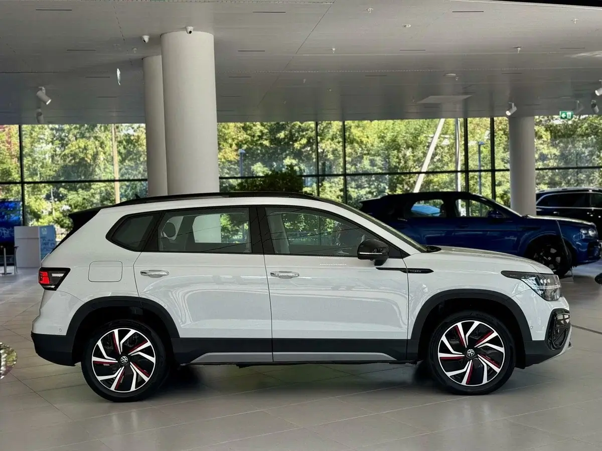 Volkswagen Tharu