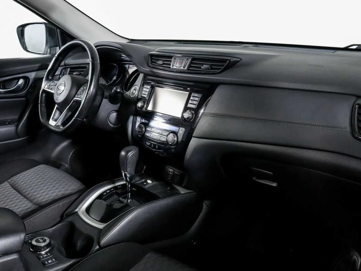 Nissan X Trail
