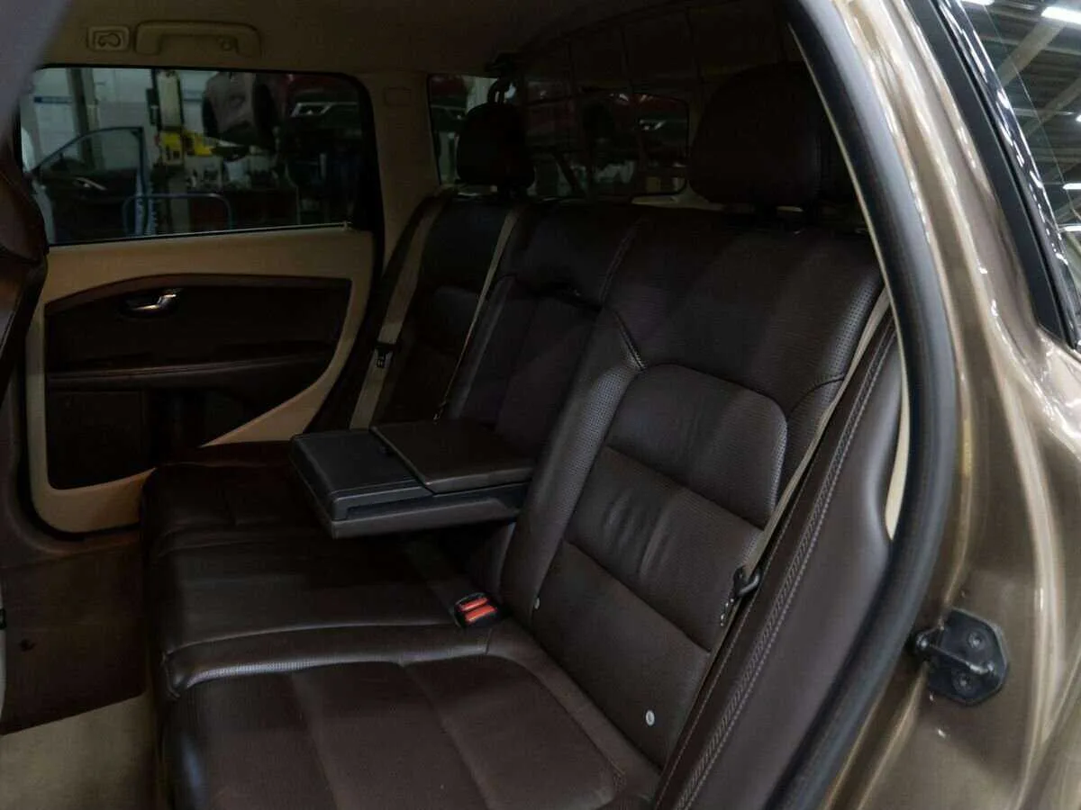 Volvo XC70