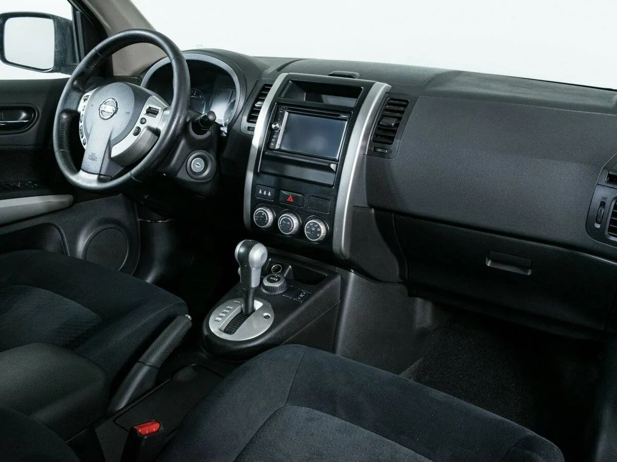 Nissan X Trail