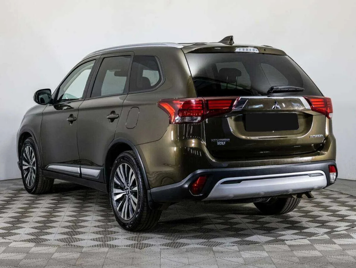 Mitsubishi Outlander