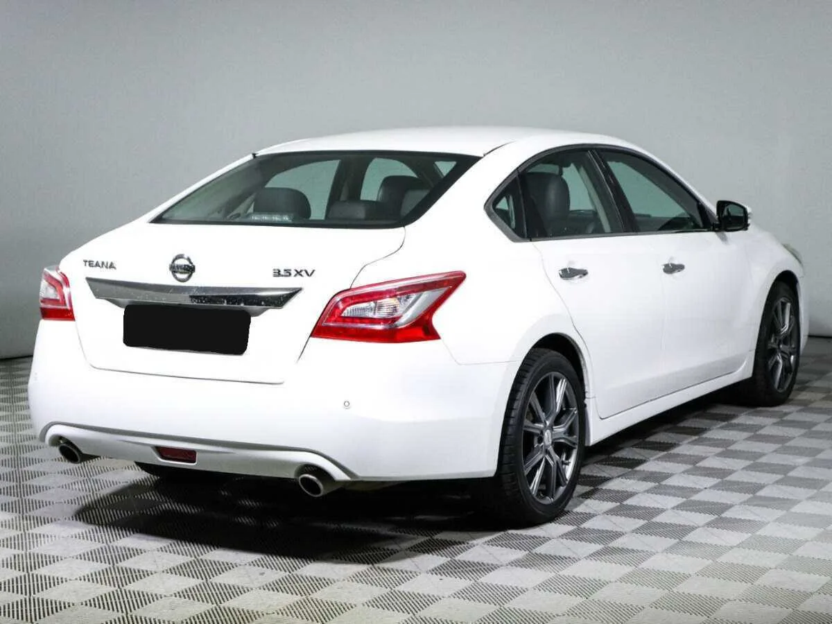 Nissan Teana