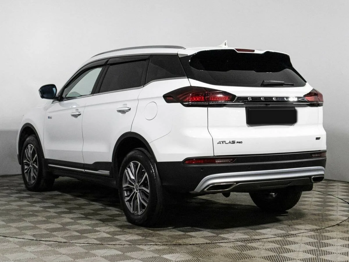 Geely Atlas Pro