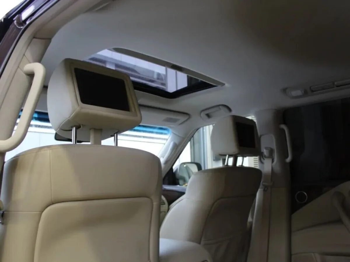 Infiniti QX56
