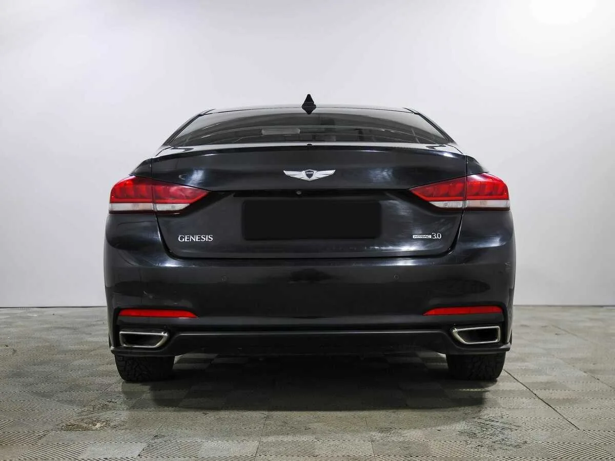 Hyundai Genesis