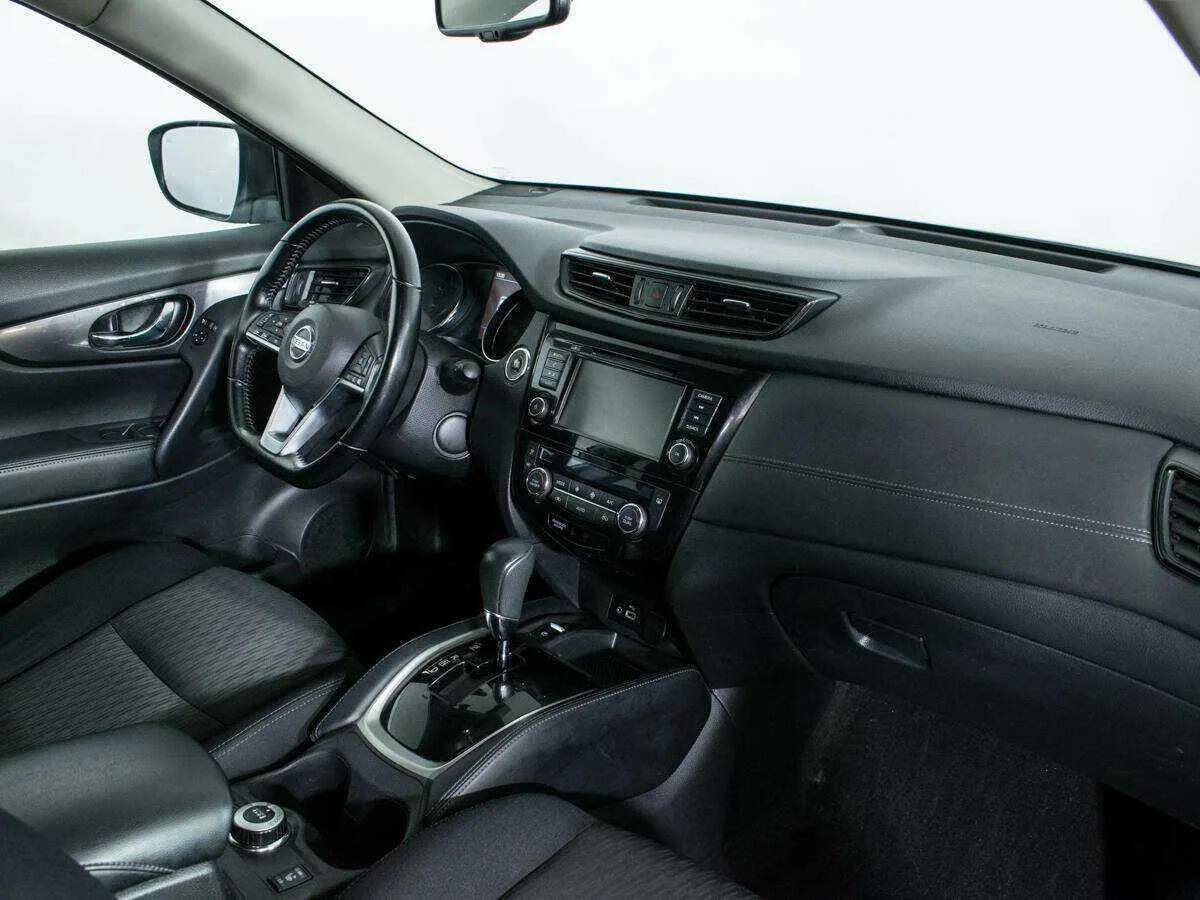 Nissan X Trail