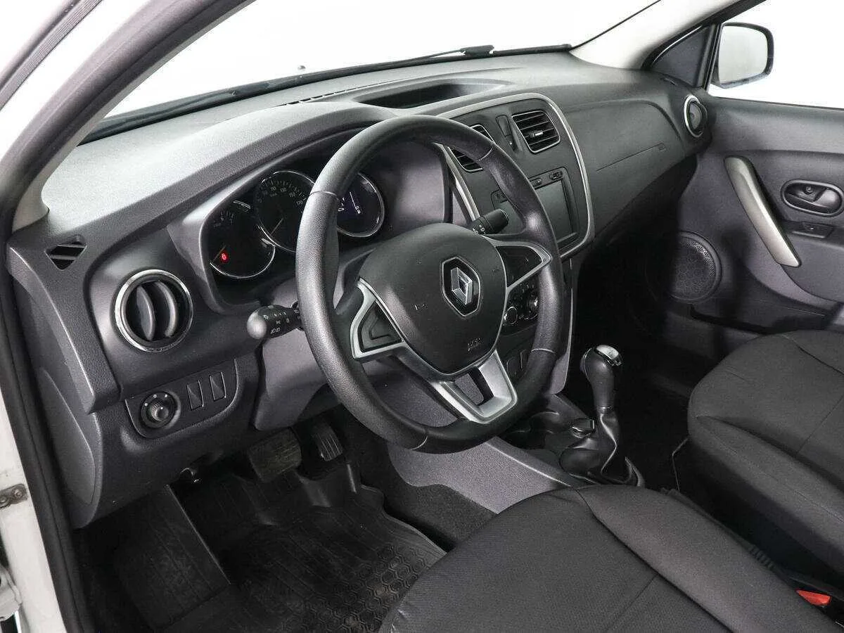 Renault Logan