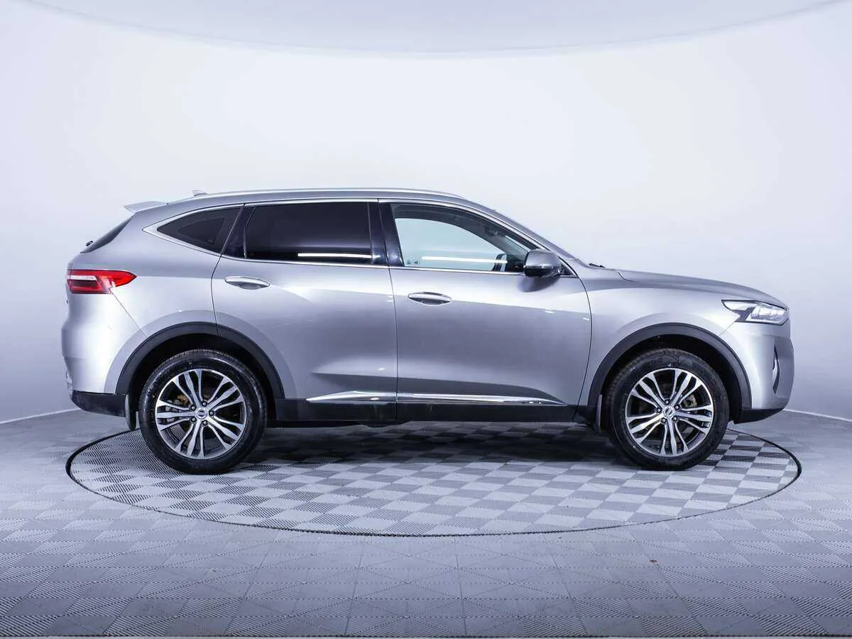 Haval F7