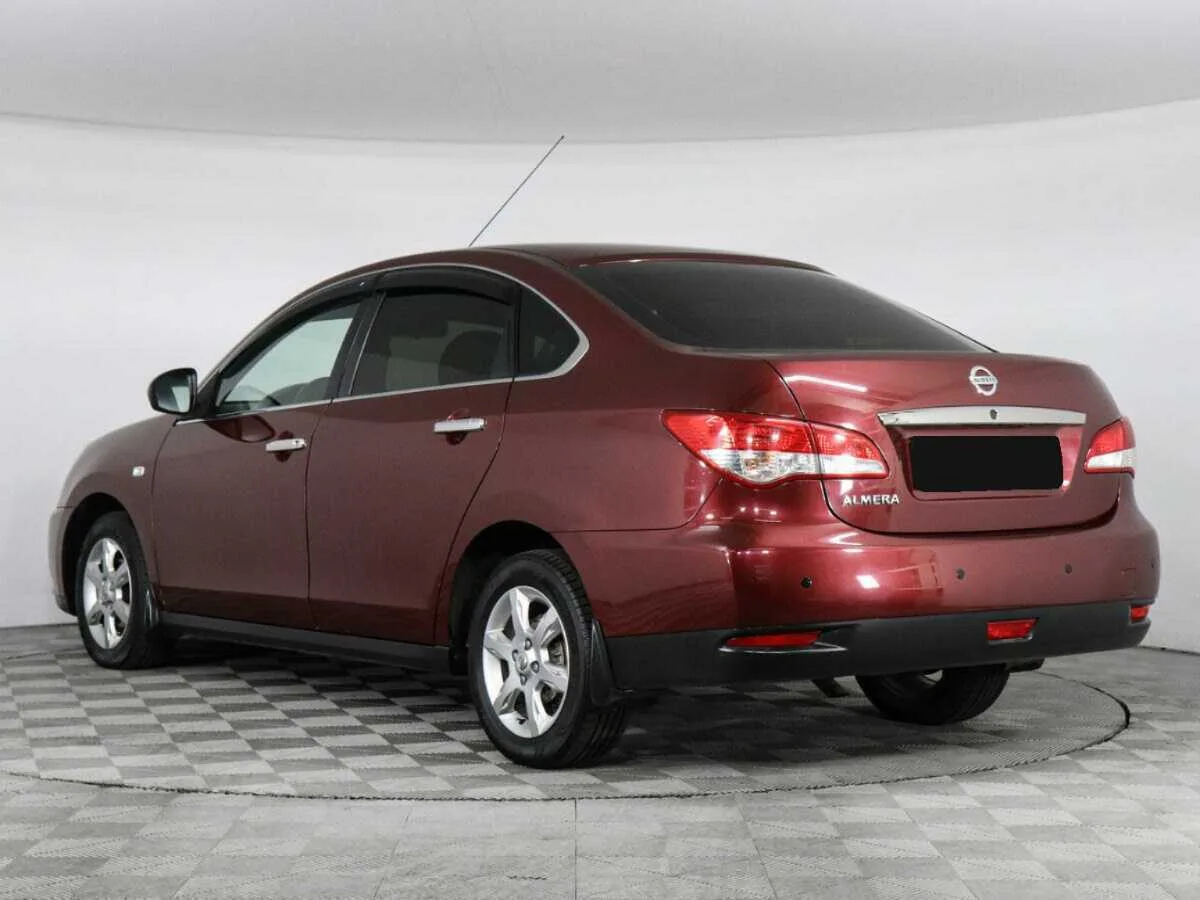 Nissan Almera