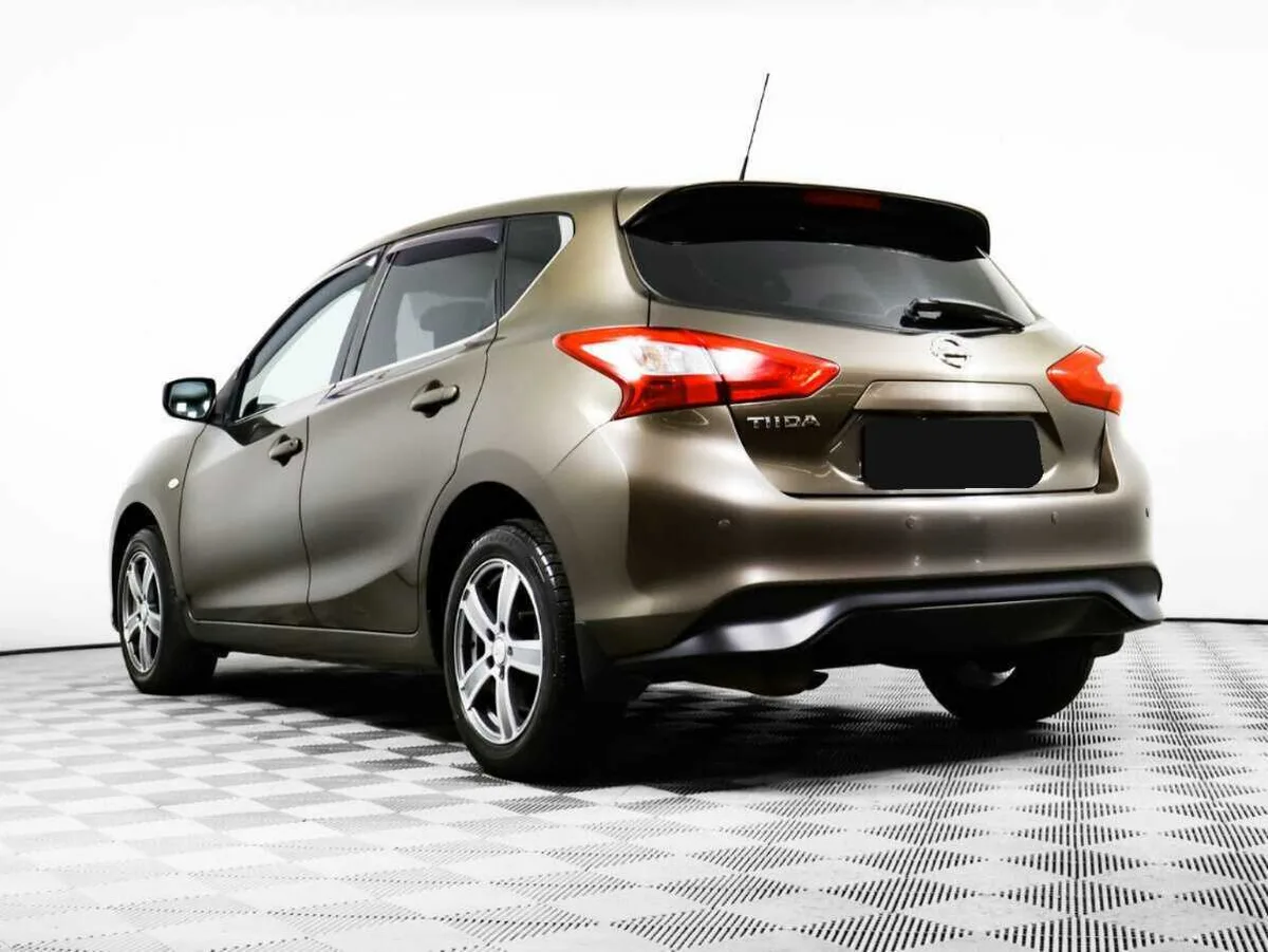 Nissan Tiida
