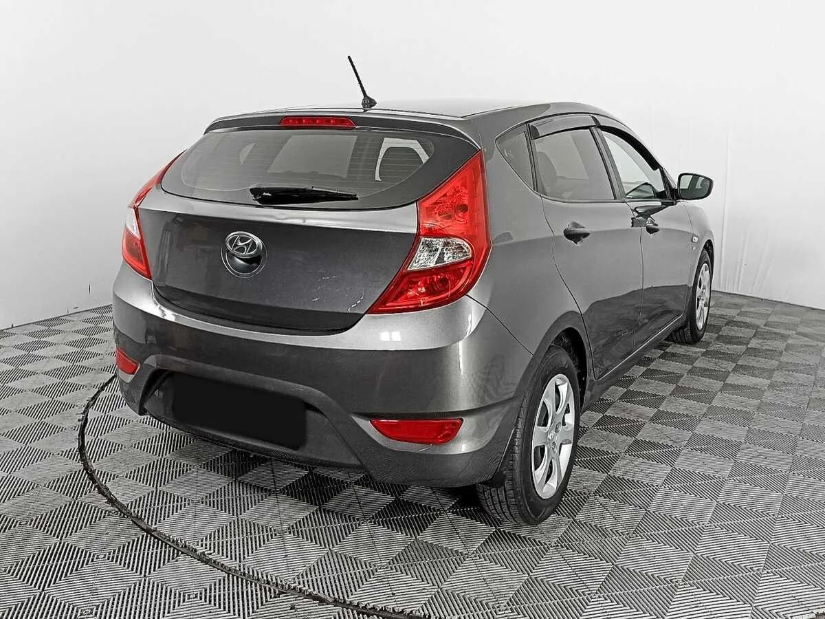 Hyundai Solaris