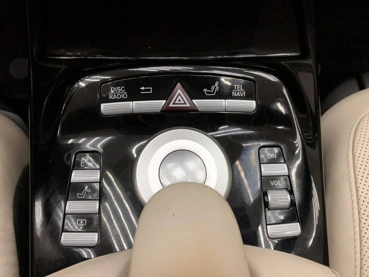 Mercedes-Benz S-Класс