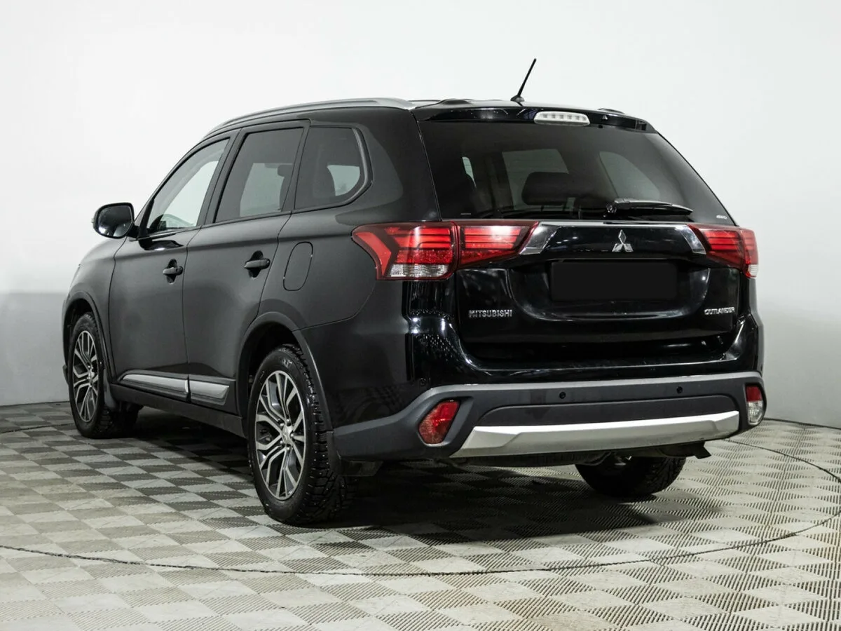 Mitsubishi Outlander