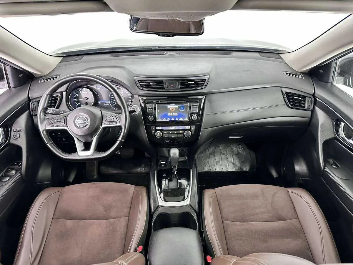 Nissan X Trail